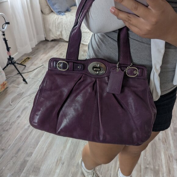Coach Garnet Gathered Purple Magic Bag Tote/Shoulder Bag. - Picture 5 of 5